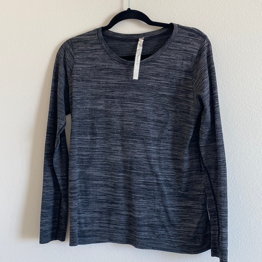 Lululemon swiftly tech long sleeve (breeze) relaxed fit shirt black heathered